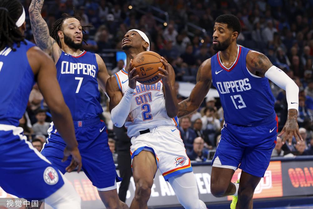 时刻挺身而 时刻挺身而