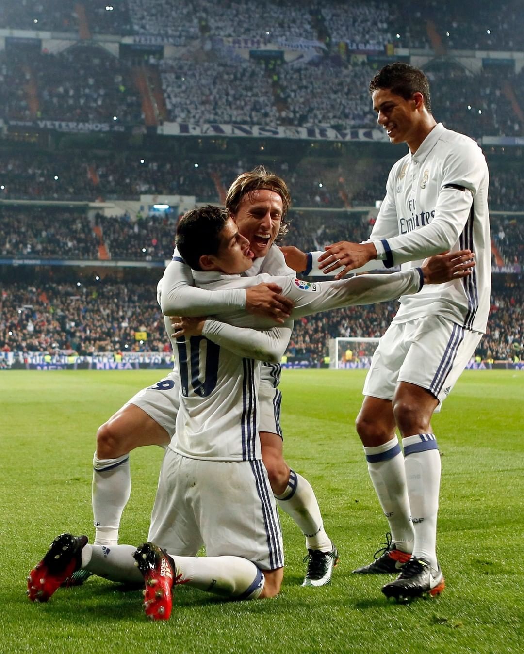 积极互动 积极互动